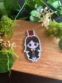 Image 1 of Marcapáginas de brujas y magos de escuela mágica.