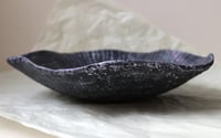 Image 8 of Black-Silver Wavy Paper Mâché Bowl – Coastal Style Decorative Plate 