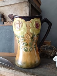 Image 2 of Pichet en barbotine