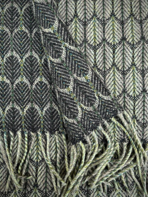 Image of Apple & Graphite 'Feathers' design scarf