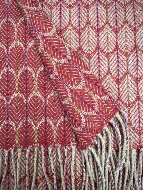 Image of Damask & Hawthorn 'Feathers' design scarf