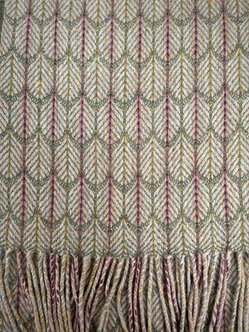 Image of Damask & Moss 'Feathers' design scarf