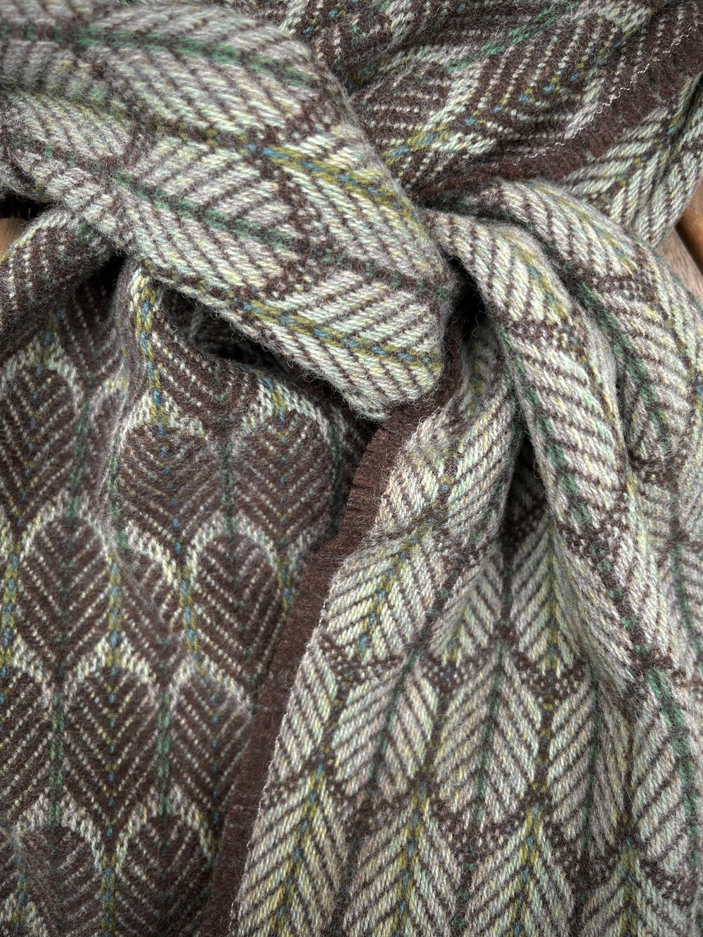 Image of Apple & Peat 'Feathers' design scarf