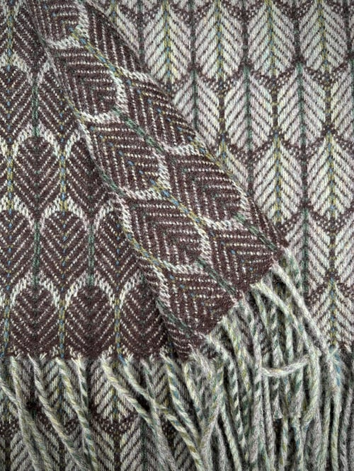 Image of Apple & Peat 'Feathers' design scarf