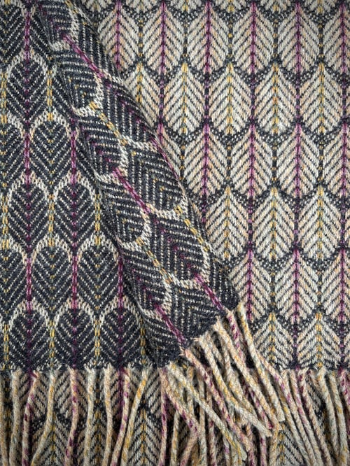 Image of Damask & Graphite 'Feathers' design scarf
