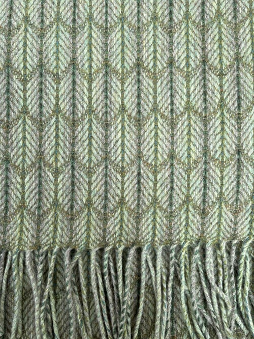Image of Apple & Moss 'Feathers' design scarf