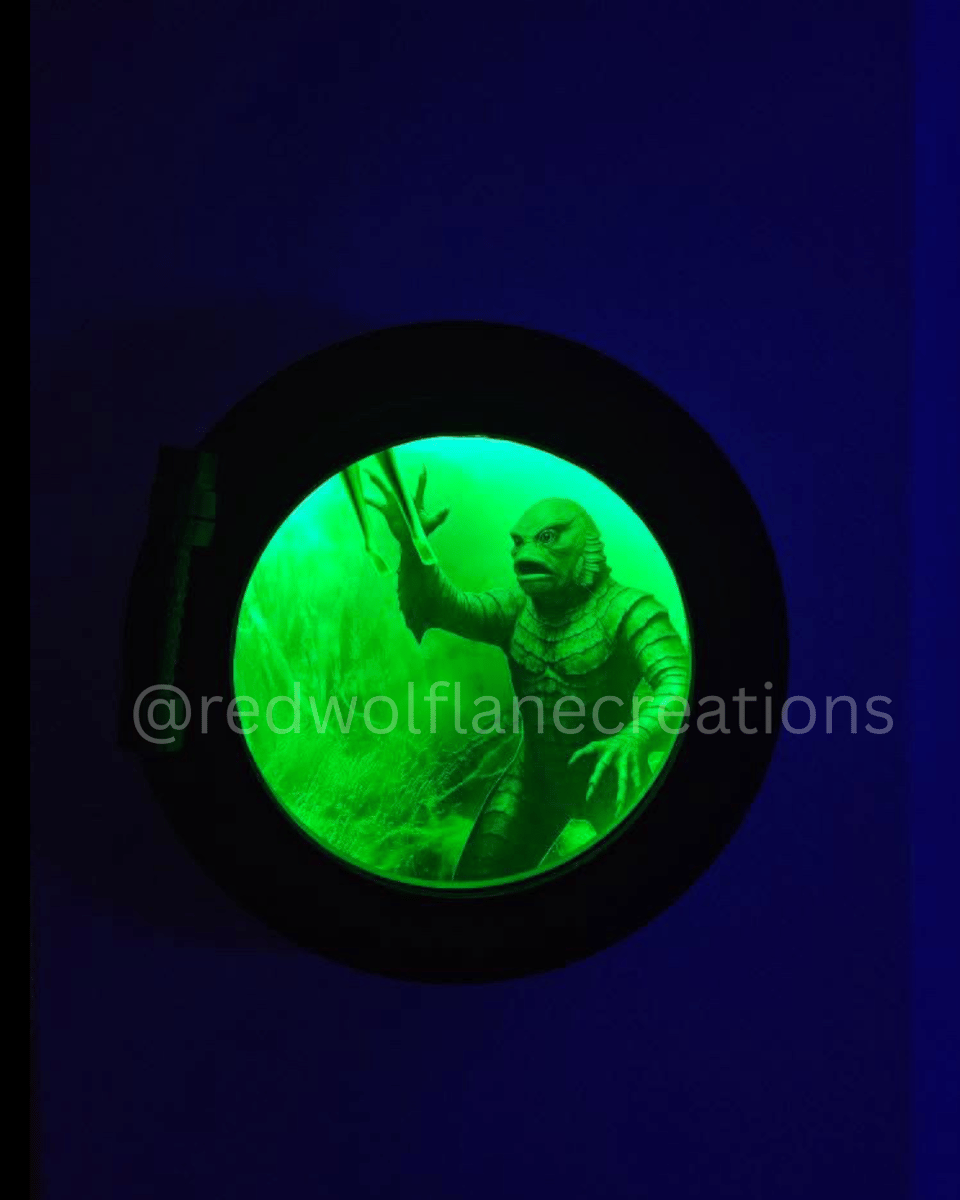 A closer look at Sea Creature Porthole Pendant Light Design
