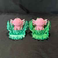 Image 2 of Inxolotl Pen Rest
