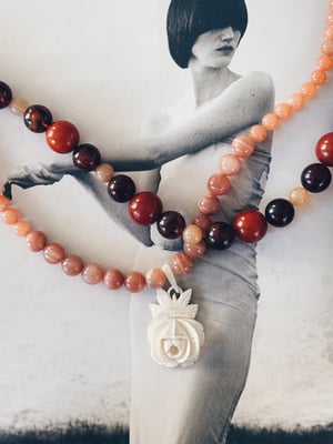 Edith _sten og vintage vedhæng 