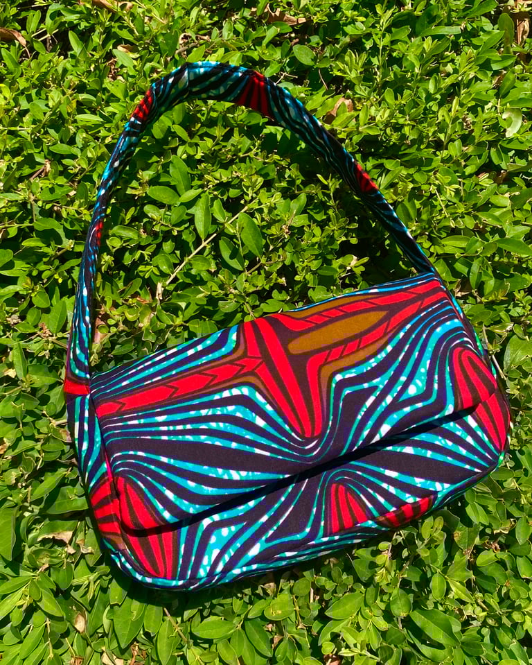 Aquemini Puffy Baguette Bag