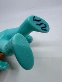 Image 3 of CANNIBAL F***FACE VINYL FIGURE (BLUE)