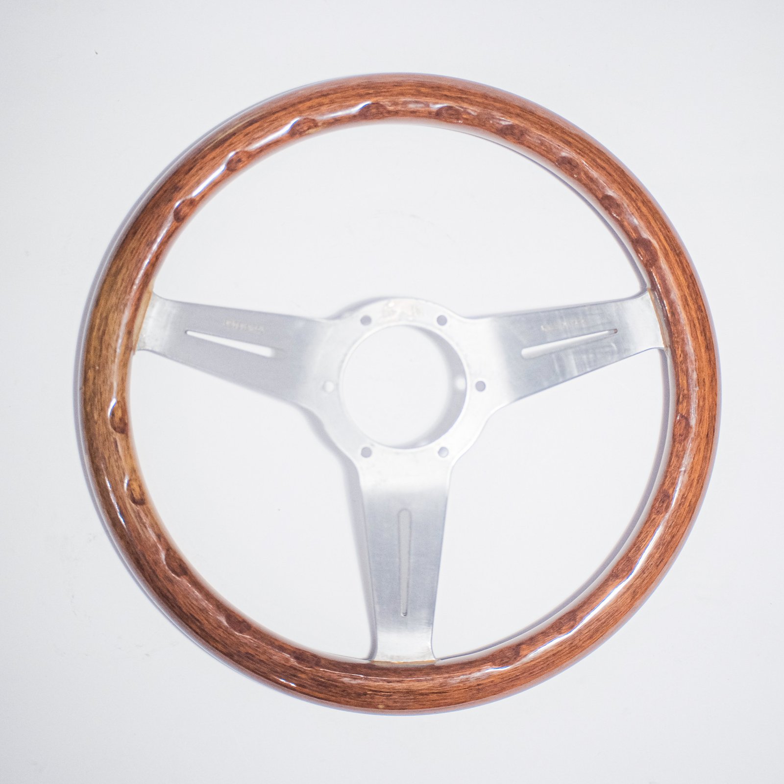 NARDI　トリノ Nardi Torino Classic 325mm Silver | SevenStars