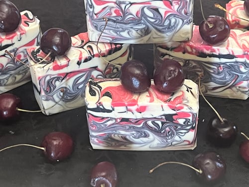 Image of Black 🍒 Cherry