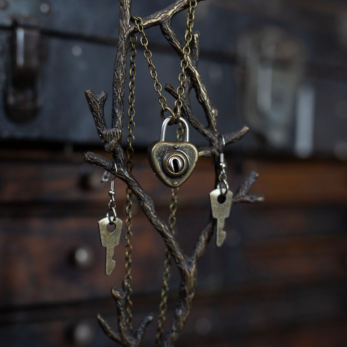 Vintage heart lock necklace with key earrings (set)