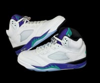 Air Jordan 5 Retro “Grape”