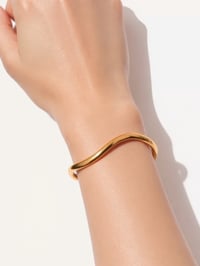 Wave Gold Bracelet – Stainless Steel