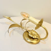 Image 2 of Applique murale fleur en métal doré – Style Hollywood Regency – Années 80