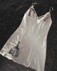 Image 4 of The Vampire Slayer dress in Blush Pink