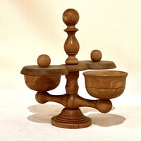 Image 1 of Ancien duo salière et poivrier en bois de buis – Fin XIXe  