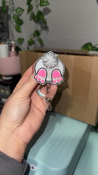 Bunny butt with poofy tail 