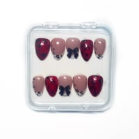 Priklijuojami nagai – Elegance  (Trumpo ilgio) 