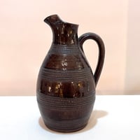 Image 3 of Ancien pichet marron foncé en grès vernissé du Berry vintage 1950