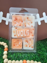 Image 2 of Orange Kumquat Sugar Cookie Coma Vols edition -a Rockytop Wax Works exclusive custom houseblend frag