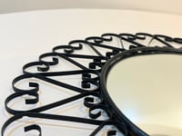 Image 5 of Miroir soleil rond oeil de sorcière en fer forgé noir  Années 50 - 60