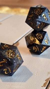 Image 3 of Marbled oversized d20