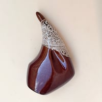 Image 3 of Bouteille à liqueur - carafe en grès flammé marron & blanc céramique de Vallauris vintage