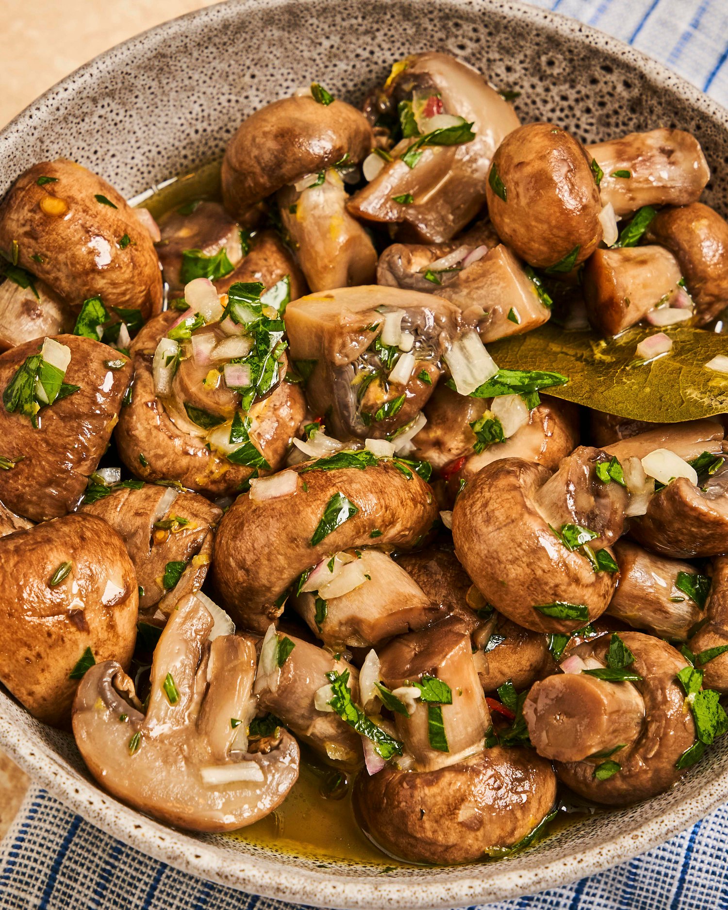 Image of Italian Marinated Mushrooms 