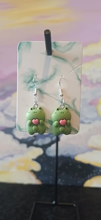 🐸💚 Frog Heart Earrings – Silver Hooks 💚🐸
