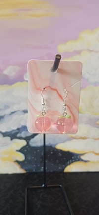 🍑 Peach Earrings – Acrylic 🍑