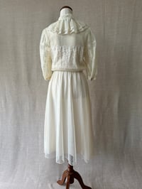 Image 5 of Pretty 1950s ivory lace midi dress with bertha collar