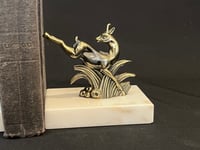 Image 7 of Deux serre-livres Art Déco Gazelles en marbre et métal bronze 1930s