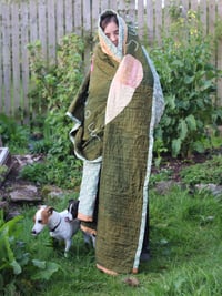 Image 4 of Rake the grass with your fingers Full sized quilt