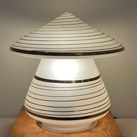 Image 3 of Lampe de table vintage verre de Murano forme champignon et socle bois – années 1960