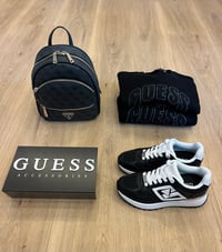 Image 9 of SNEAKER BLANCA Y NEGRA 