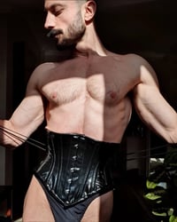 Image 13 of East London Life Drawing: Shook