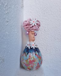 Image 4 of Pasmadinho 14 Flower in the hair