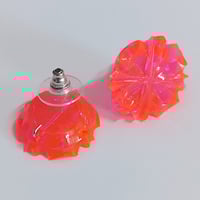 Image 3 of Selenium Pink Doily Stud Earrings 1