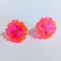 Image 2 of Selenium Pink Doily Stud Earrings 1
