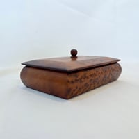 Image 3 of Ancienne boîte rectangulaire Art Déco en bois de loupe de thuya