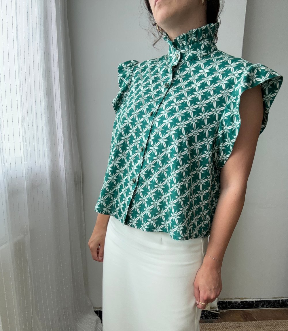 La Isla shirt