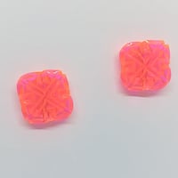 Image 3 of Selenium Pink Doily Stud Earrings 3