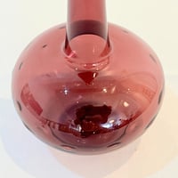 Image 4 of Vase soliflore allemand Lauscha Thuringe Glaskunst RDA verre fin prune vintage 1960s
