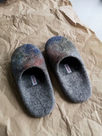 Image 1 of GROUNDED GREY wool slippers