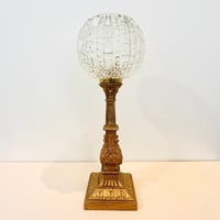 Image 1 of Ancienne lampe chandelier en bronze doré fin XIXe - Globe verre moulé à facettes diamant