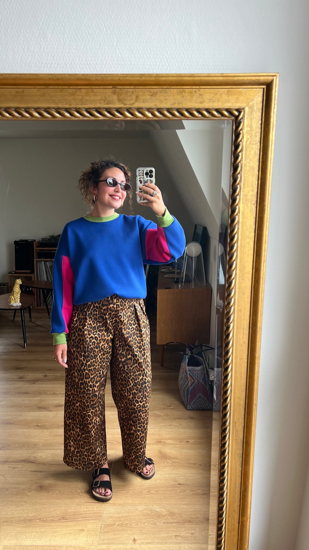 Image of SWEAT APOLLO