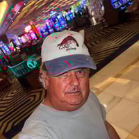 SHRIMP HAT (SAND/BLUE)